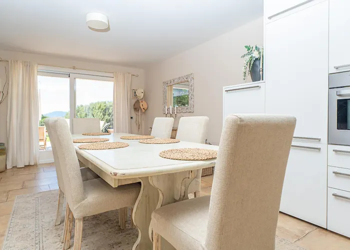 Patrizia-luxury House Olbia